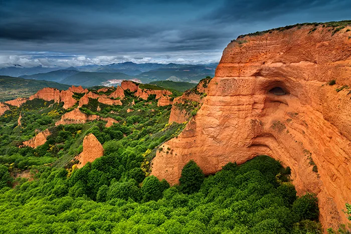 Las Médulas, antiguo paisaje minero romano en El Bierzo (León), hoy Patrimonio Mundial.